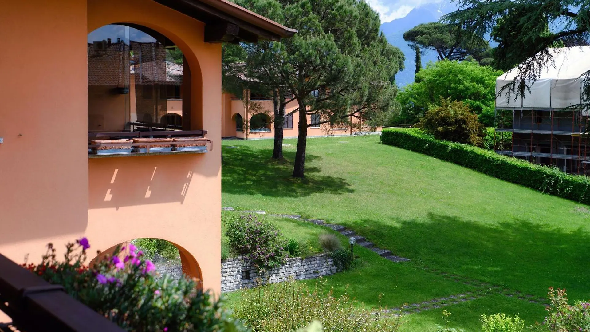 Poggio Fiorito Apartment By Quokka 360 - In The Village Of Menaggio Olaszország